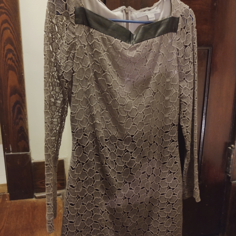 Size 4 Diane vonFurstenberg Dress